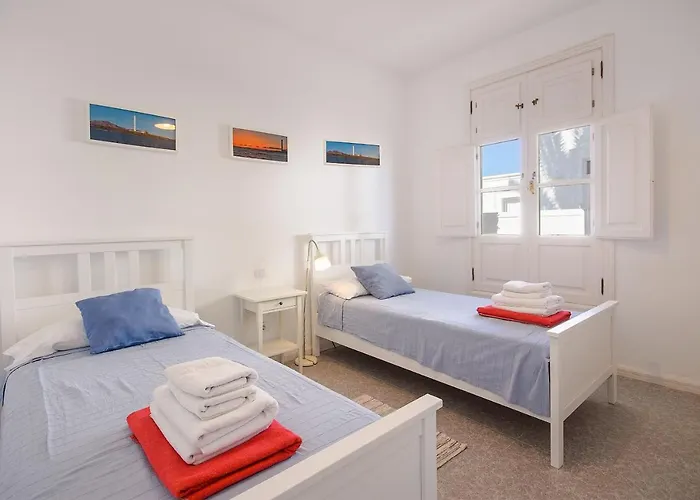 La Casa Del Puerto, * Puerto Calero