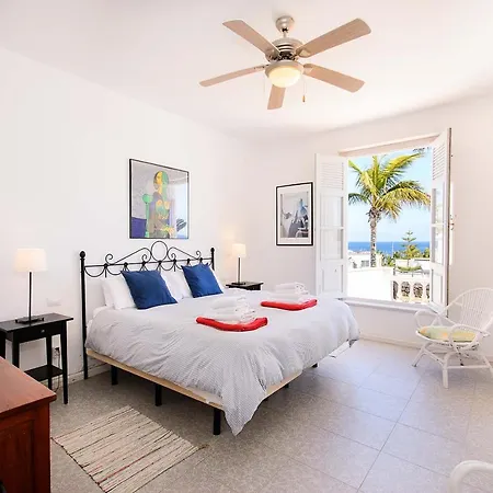 La Casa Del Puerto, * Puerto Calero