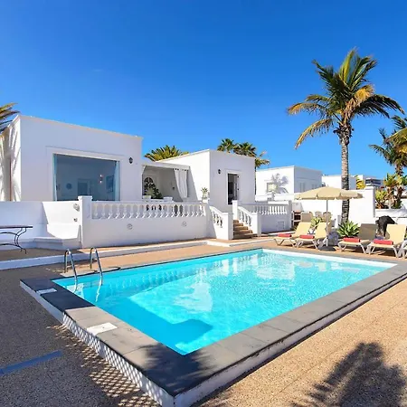 Holiday home La Casa Del Puerto, *