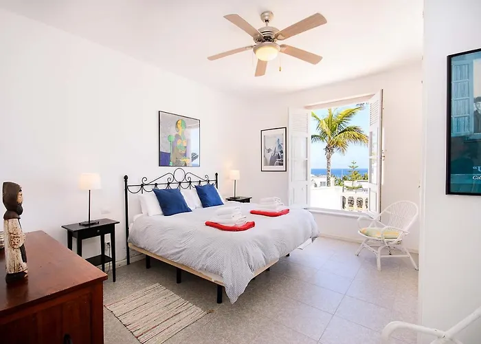 La Casa Del Puerto, * Puerto Calero